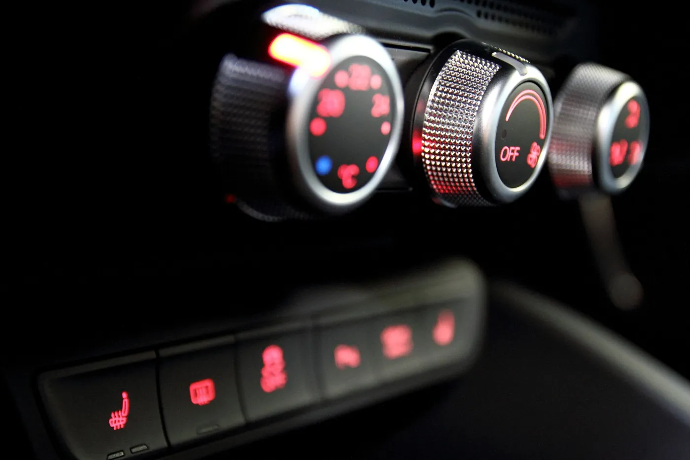 6354744-audi-s1-sportback.jpg