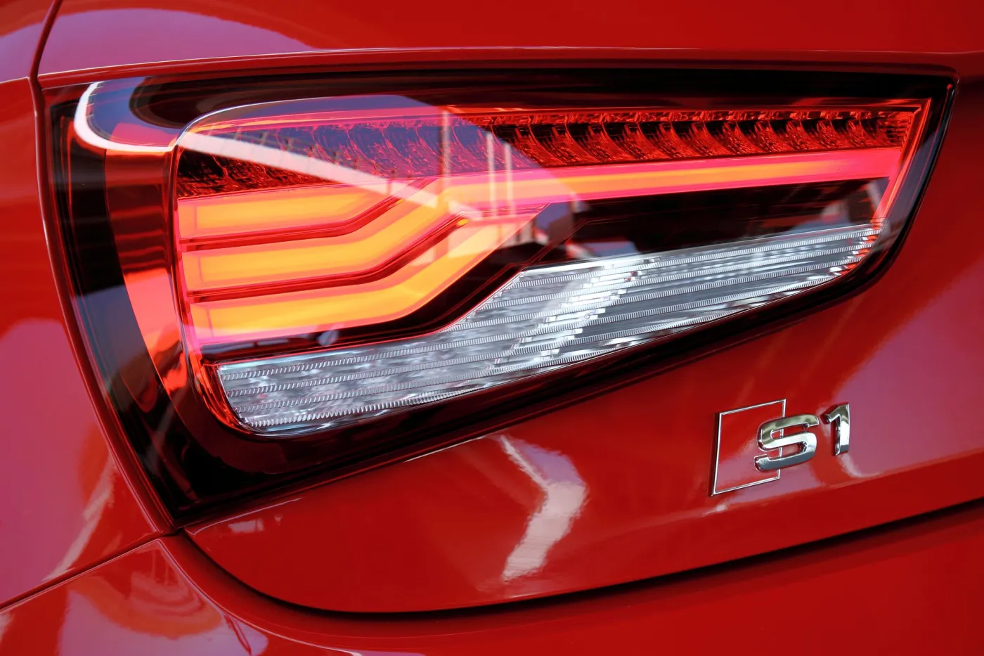 6354773-audi-s1-sportback.jpg