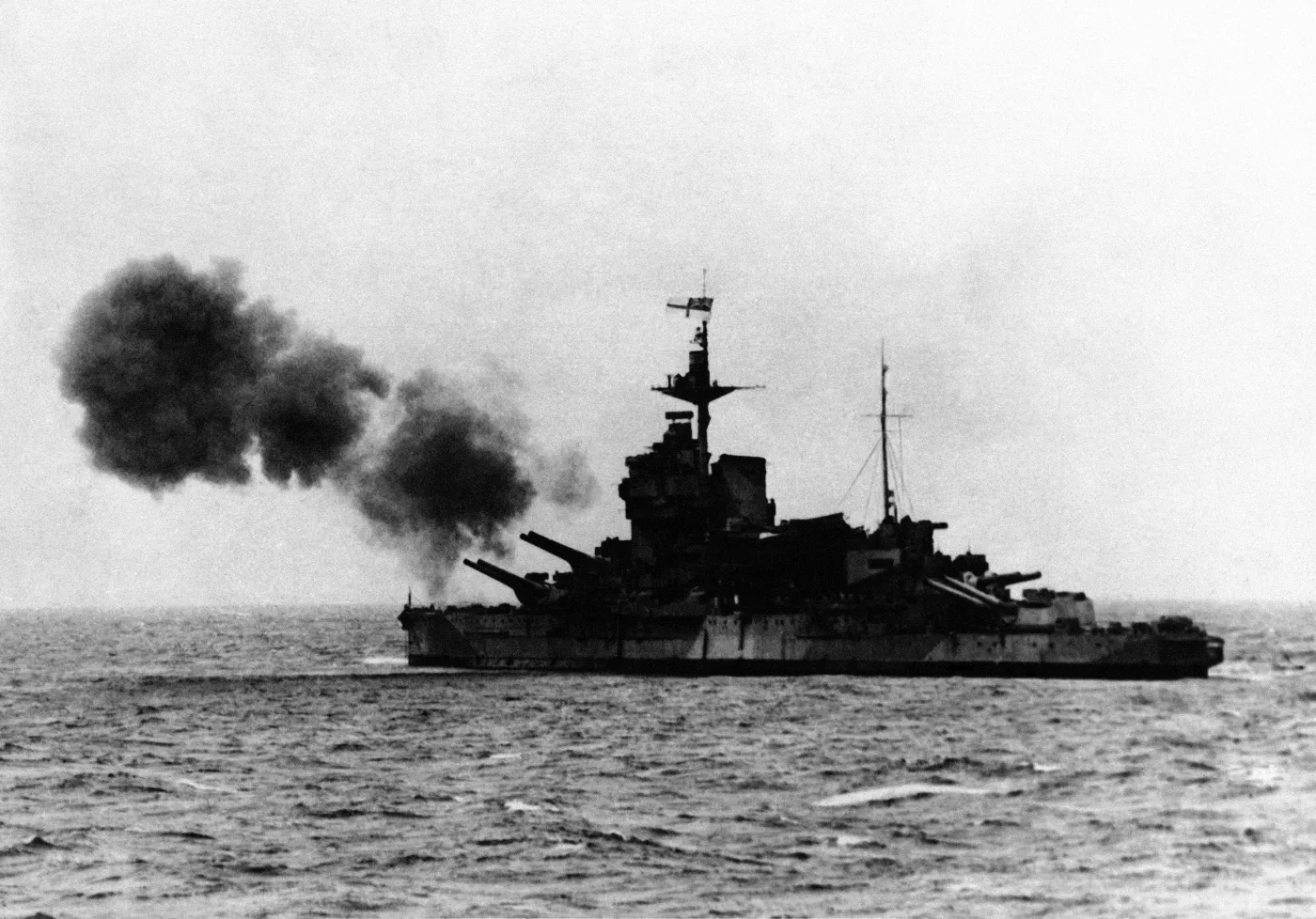 5052448-pancernik-warspite.jpg