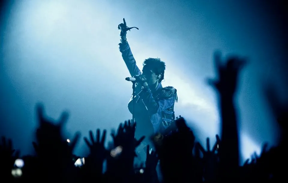 6460850-30-seconds-to-mars.jpg