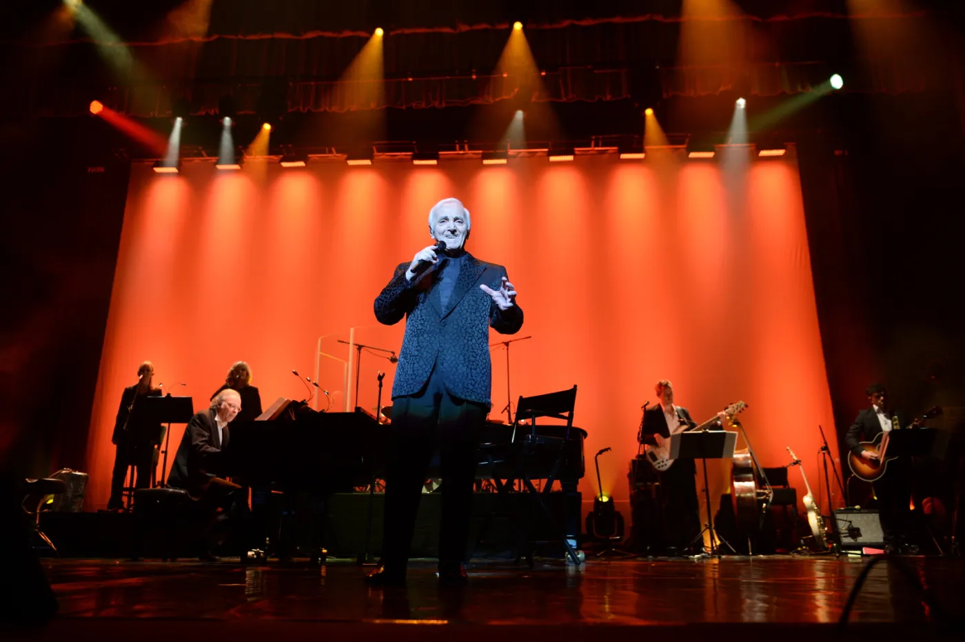 6477134-charles-aznavour.jpg