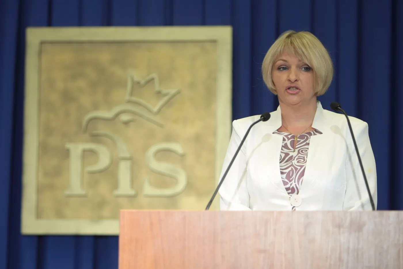 7054489-barbara-bartus-pis.jpg