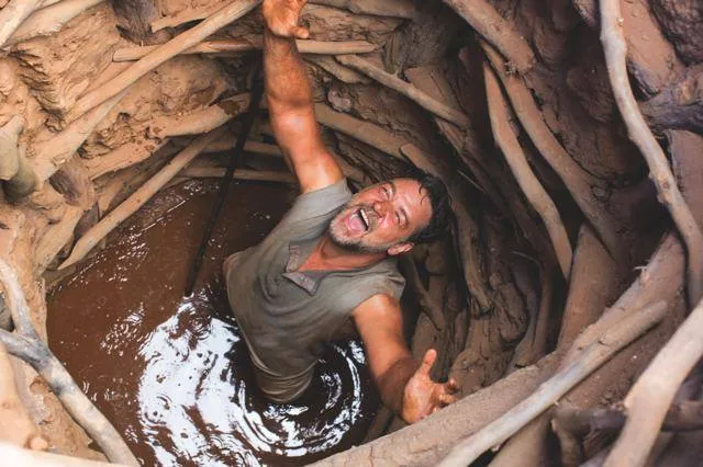 7112971-the-water-diviner.jpg