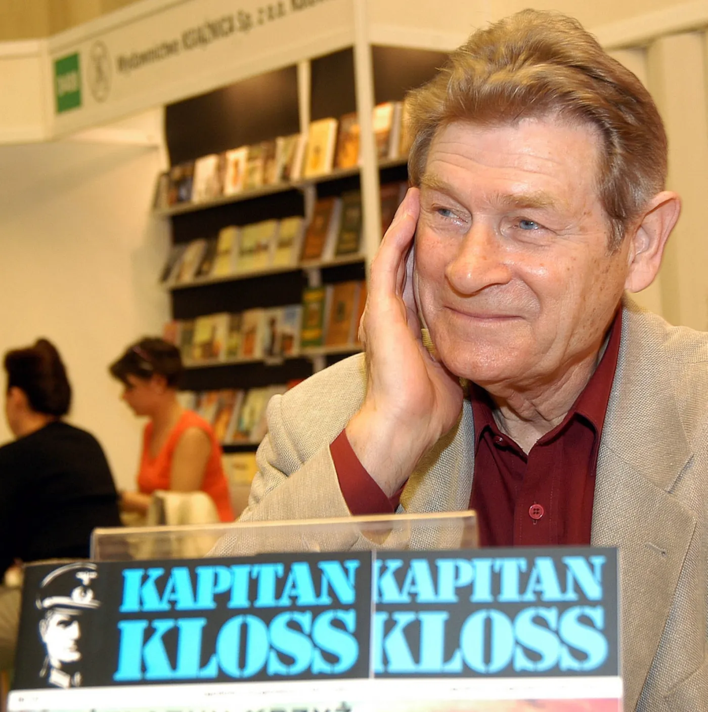 7121852-stanislaw-mikulski.jpg