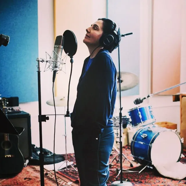 7129226-sharleen-spiteri.jpg