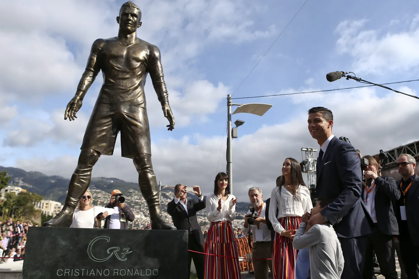 7220526-cristiano-ronaldo.jpg