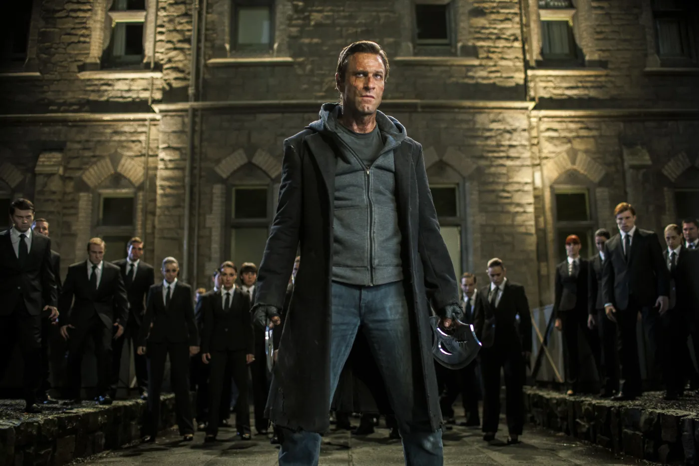 5868162-ja-frankenstein.jpg