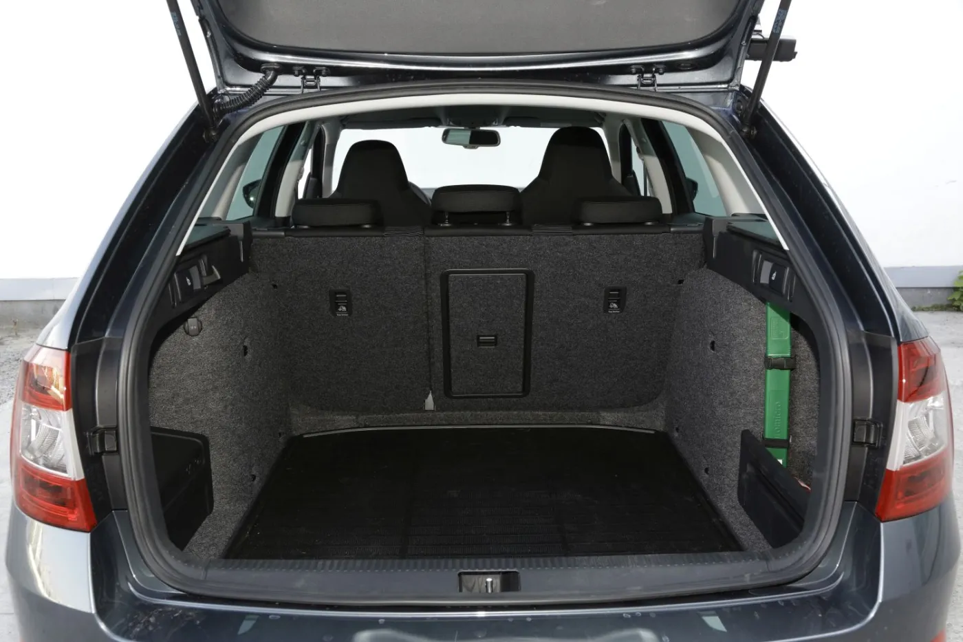 7269117-skoda-octavia-4x4.jpg