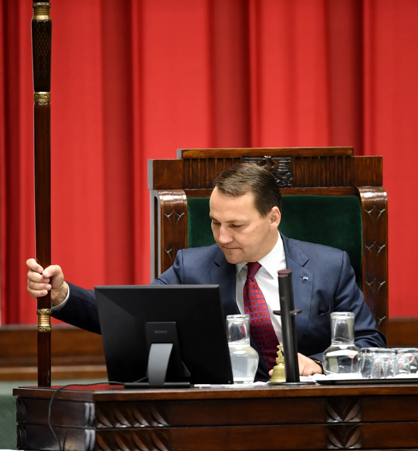 6881861-radoslaw-sikorski.jpg