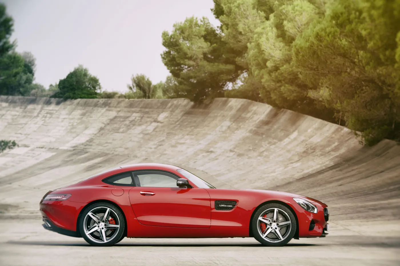 6796486-mercedes-amg-gt.jpg