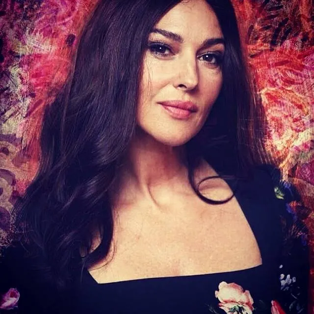 7522926-monica-bellucci.jpg