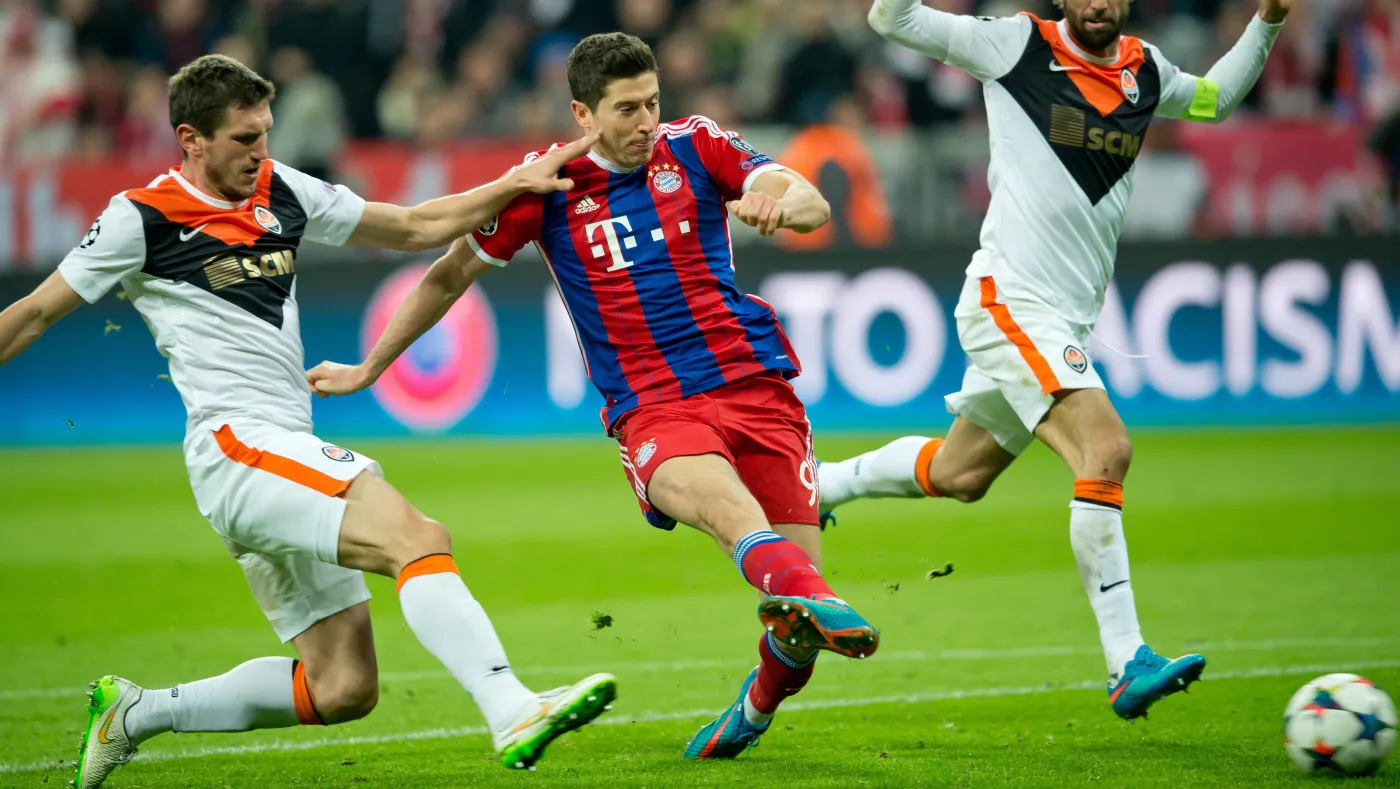 Liga Mistrzów: Gol Lewandowskiego. Awans Bayernu. WIDEO