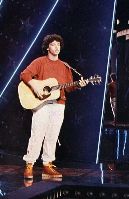 7641045-eros-ramazzotti.jpg