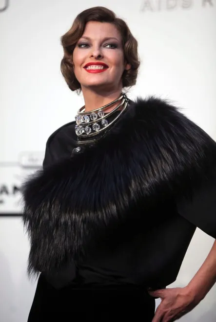 7732374-linda-evagelista.jpg