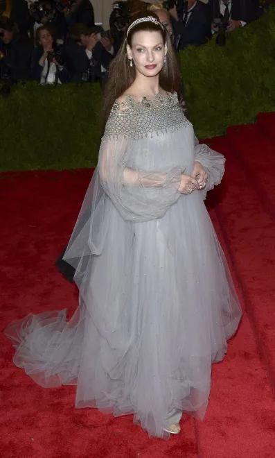 7732399-linda-evagelista.jpg