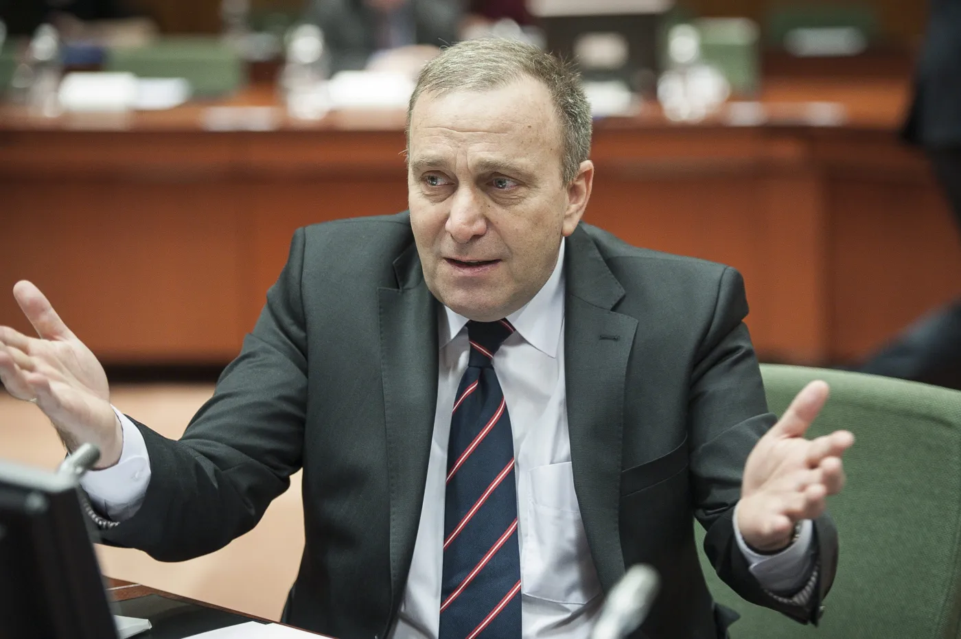 Pilna międzynarodowa narada w sprawie wojny? Schetyna pojedzie