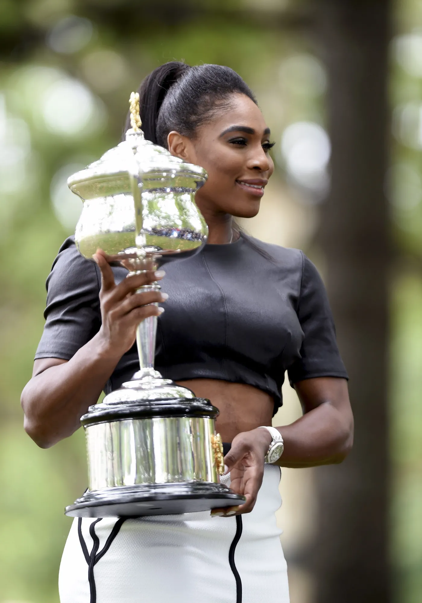 7366993-serena-williams.jpg