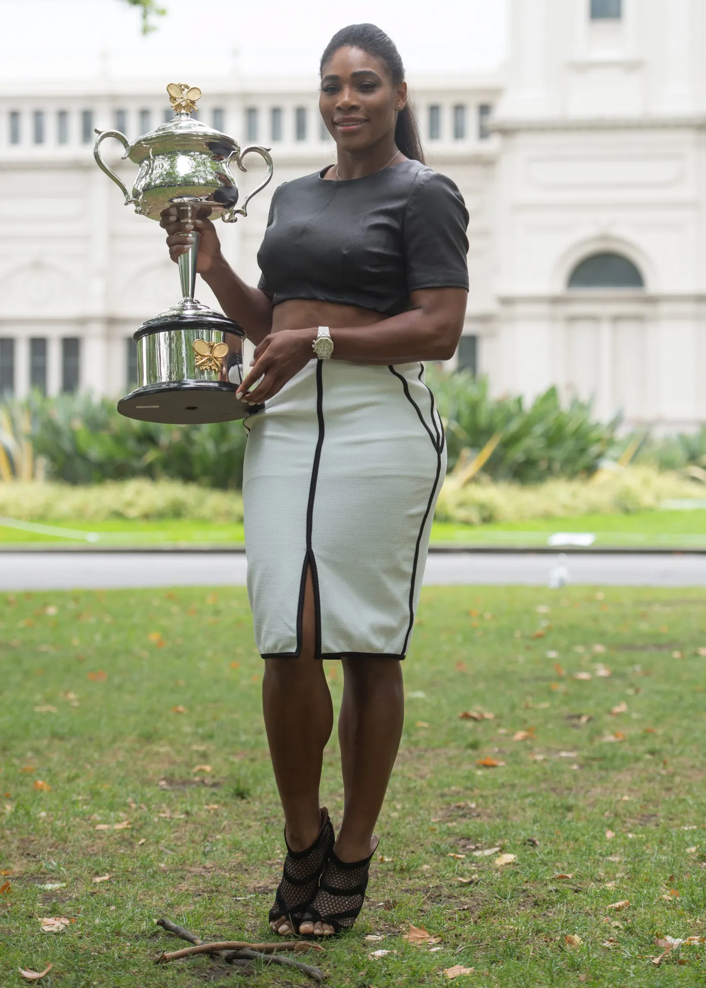 7367022-serena-williams.jpg
