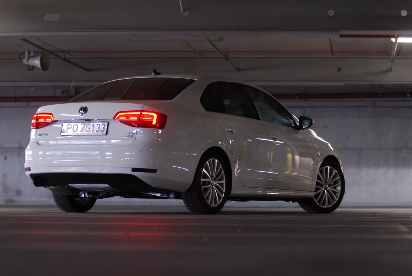 Nowa i niedroga limuzyna z Niemiec już w Polsce. Volkswagen jetta prawie jak passat. Zobacz ZDJĘCIA