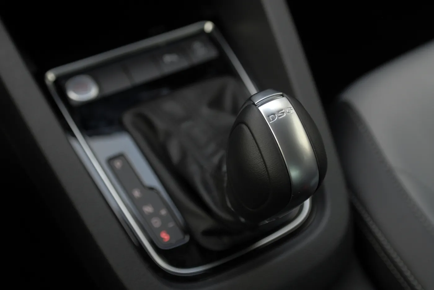 7394394-volkswagen-jetta.jpg