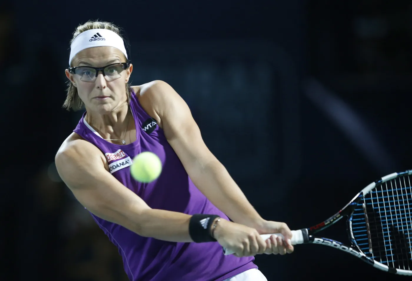 7430825-kirsten-flipkens.jpg