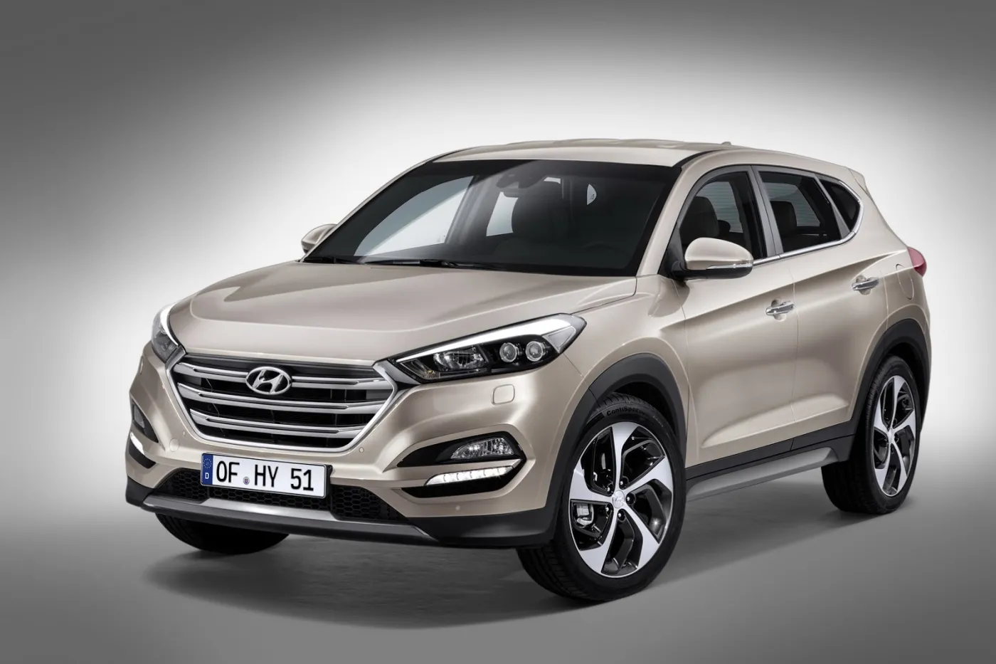 7439137-hyundai-tucson.jpeg
