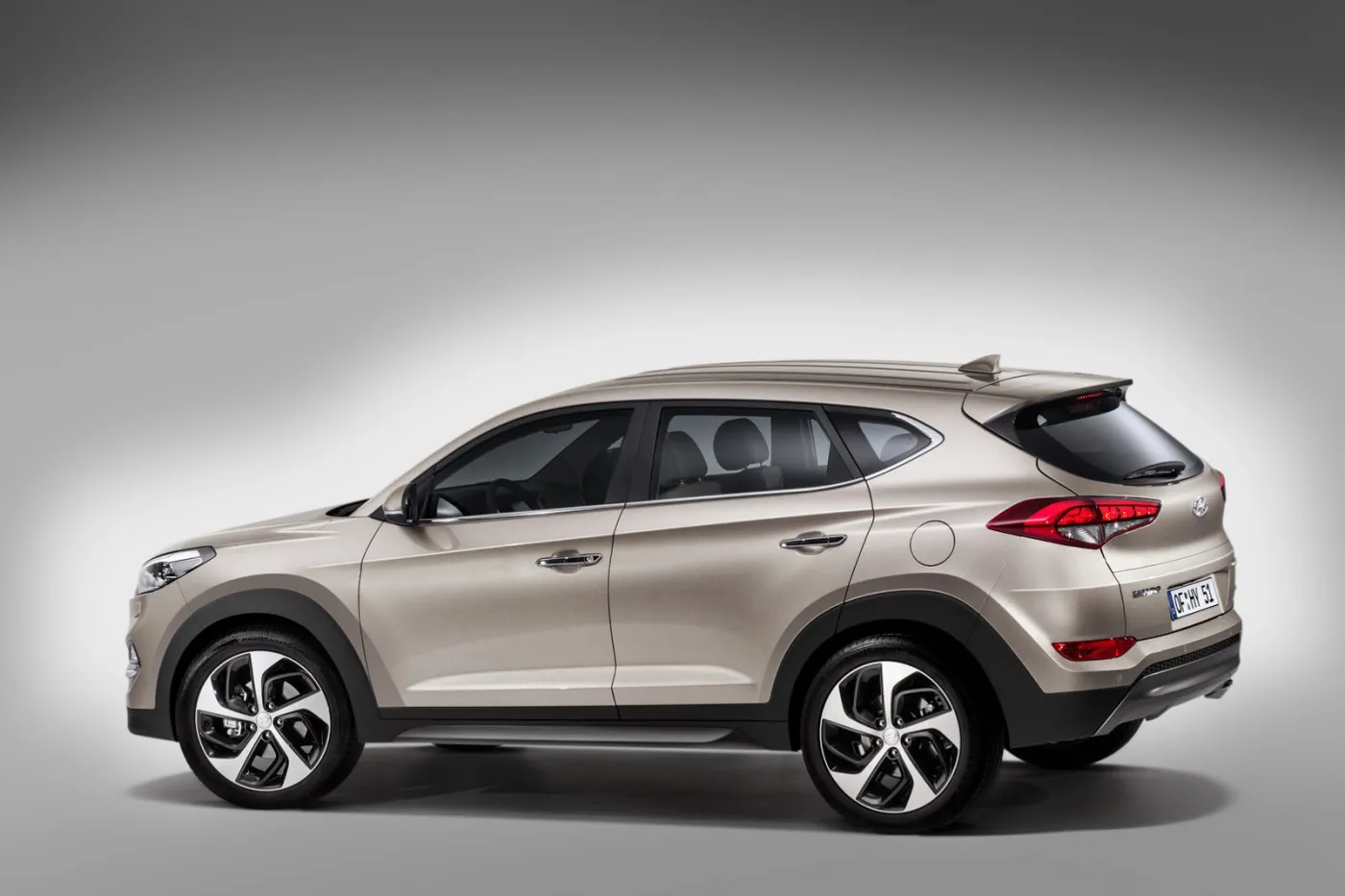 7439224-hyundai-tucson.jpeg