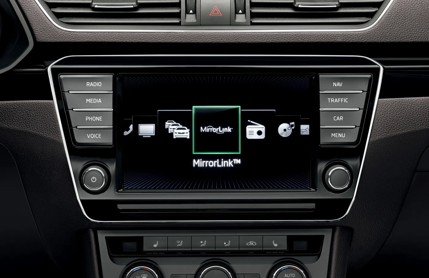 7942471-skoda-superb-kombi.jpg