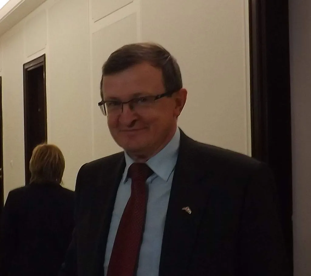6245696-tadeusz-cymanski.jpg