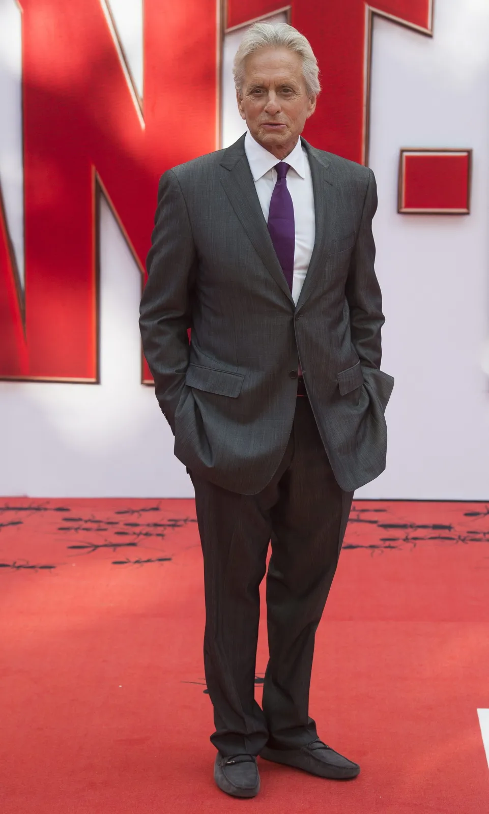 7962153-michael-douglas.jpg