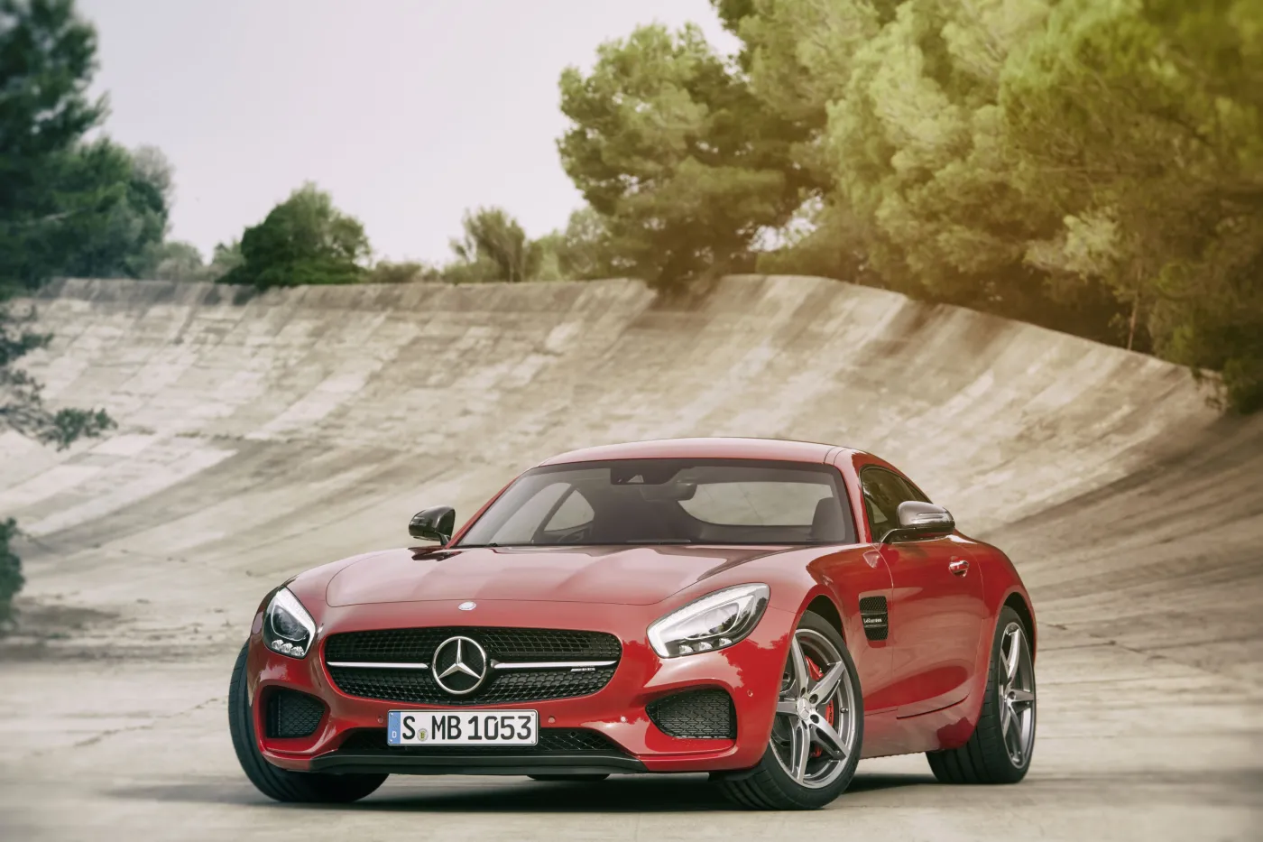 6796515-mercedes-amg-gt.jpg