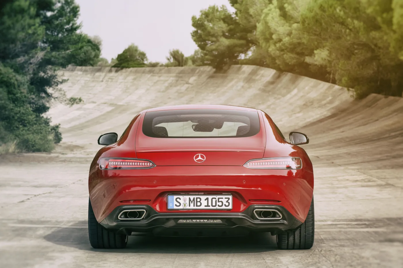 6796544-mercedes-amg-gt.jpg