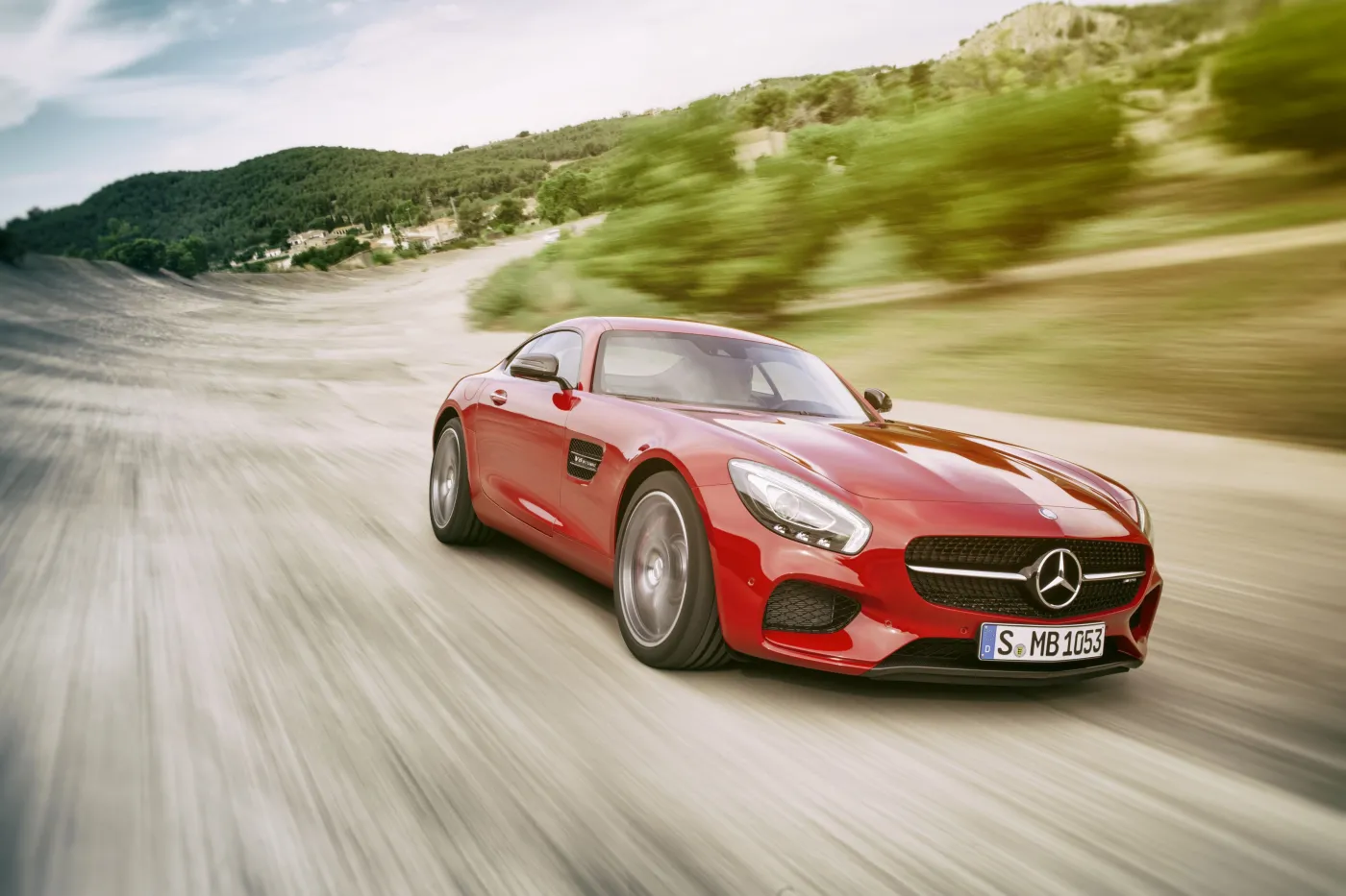 6796573-mercedes-amg-gt.jpg