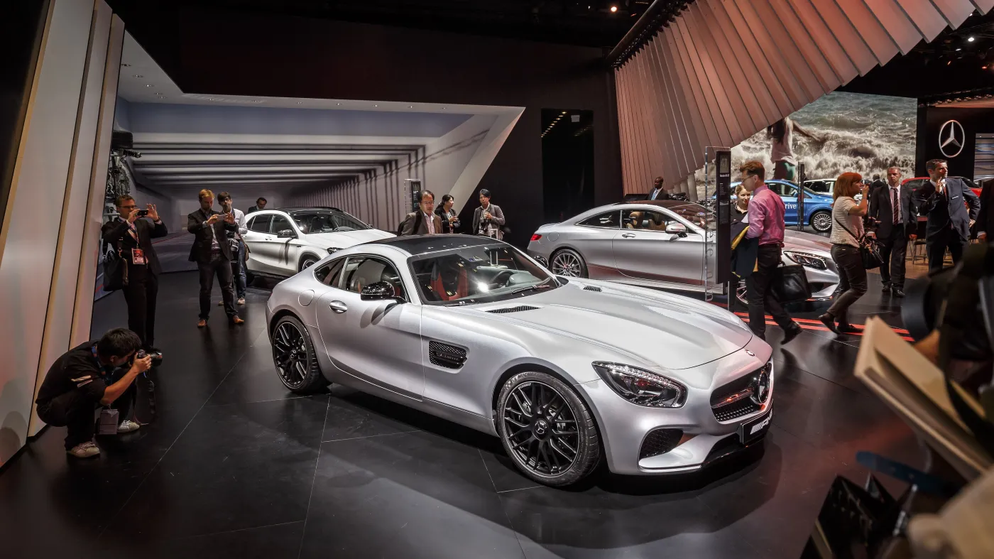 6907408-mercedes-amg-gt.jpg