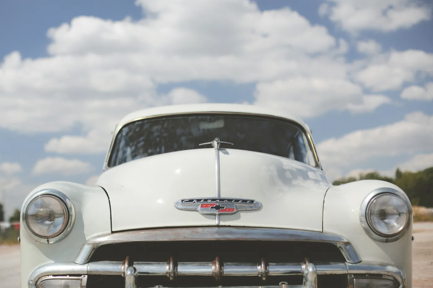 8052450-chevrolet-deluxe.jpg