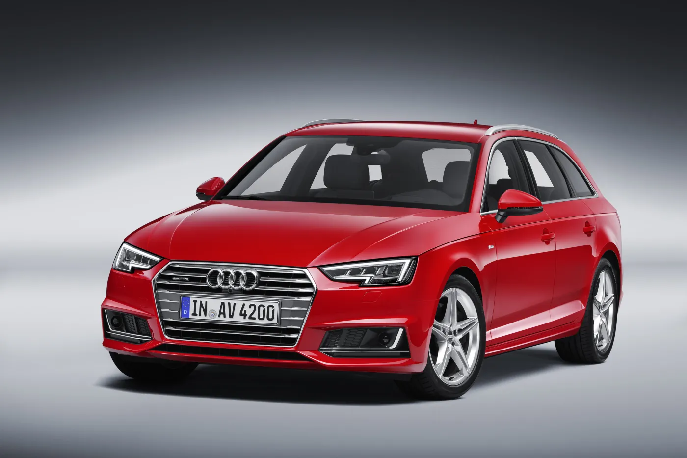7921880-audi-a4-avant-3.jpg