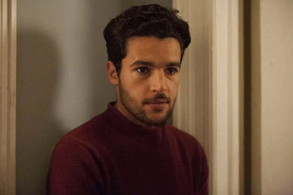 8128364-christopher-abbott.jpg