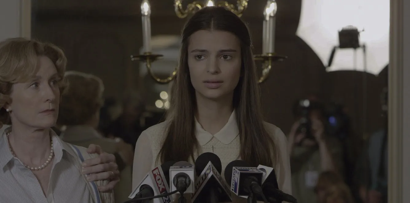 8144147-emily-ratajkowski.jpg
