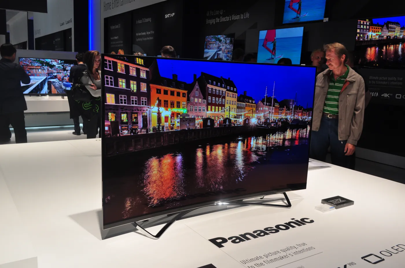 8172177-panasonic-oled-4k.jpg