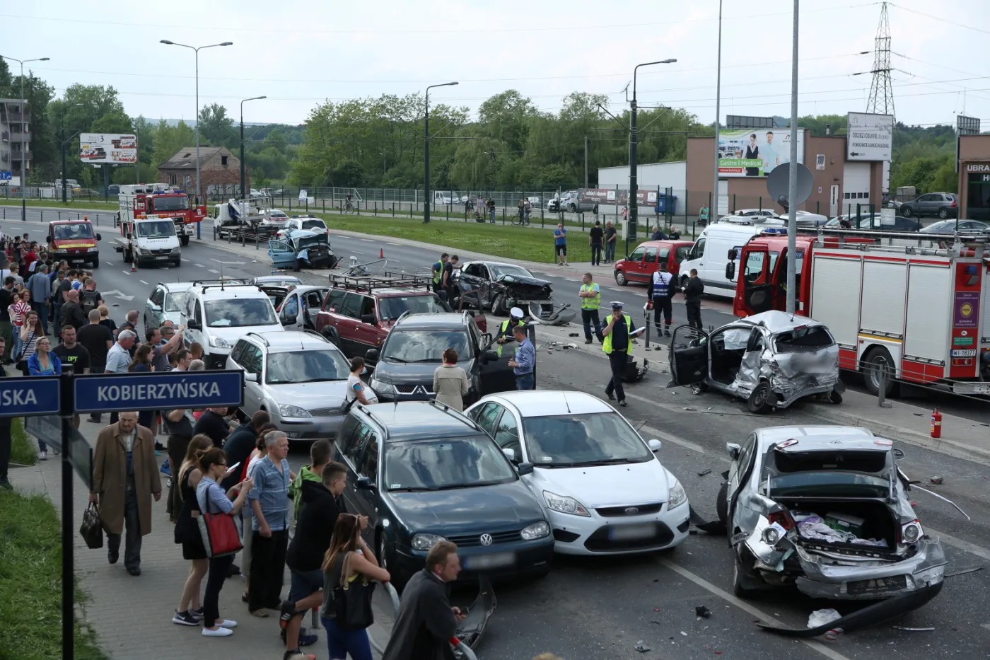 7783352-wypadek-w-krakowie.jpg