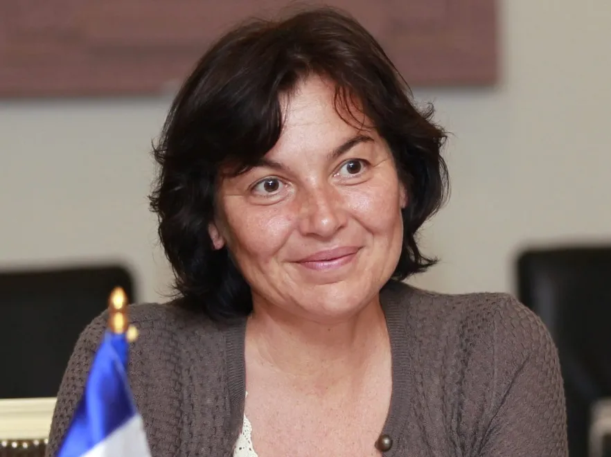 7784229-annick-girardin.jpg