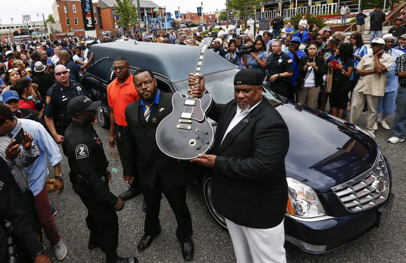 7819598-bb-king-tribute.jpg
