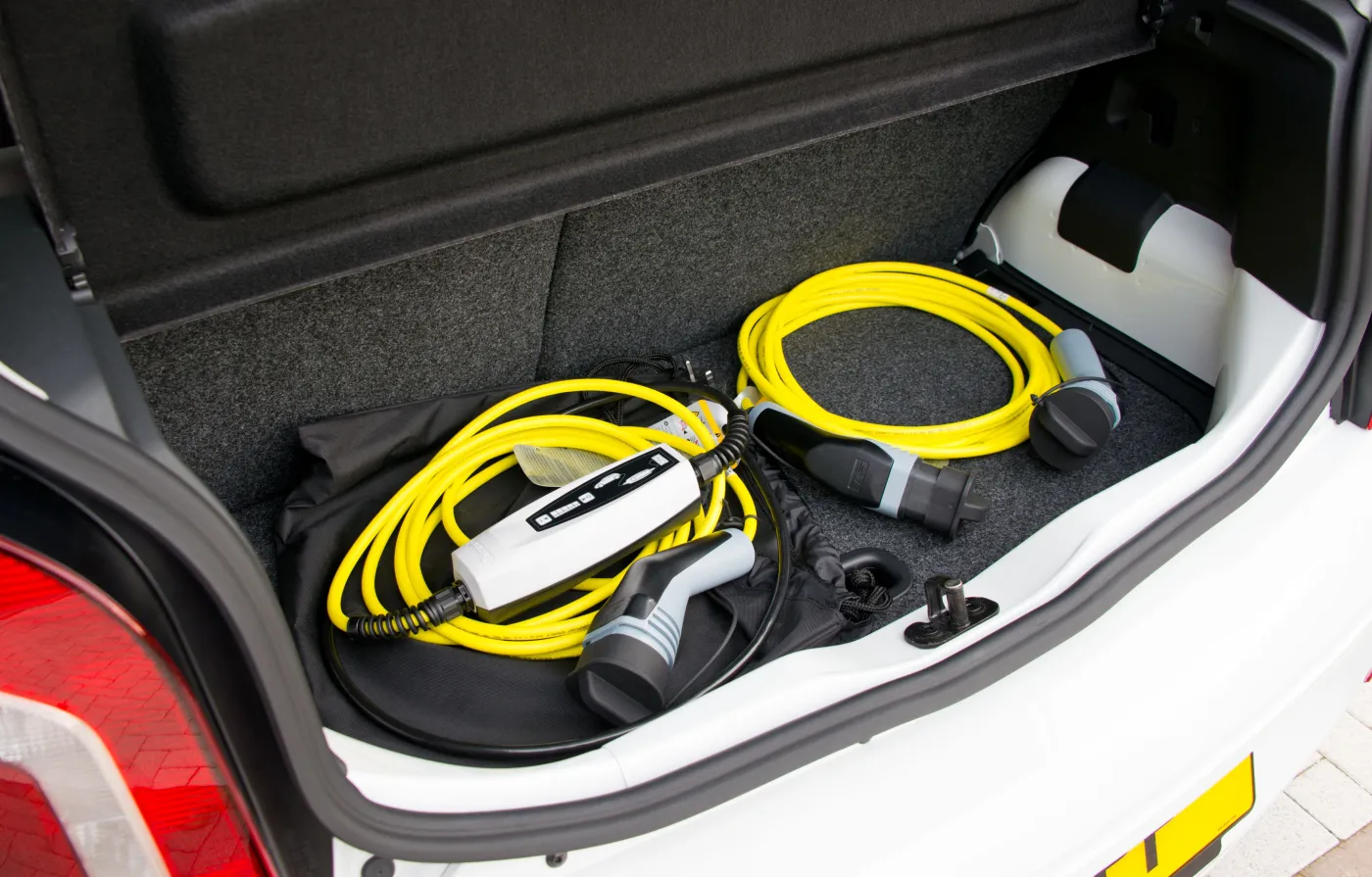 7822137-volkswagen-e-up.jpg