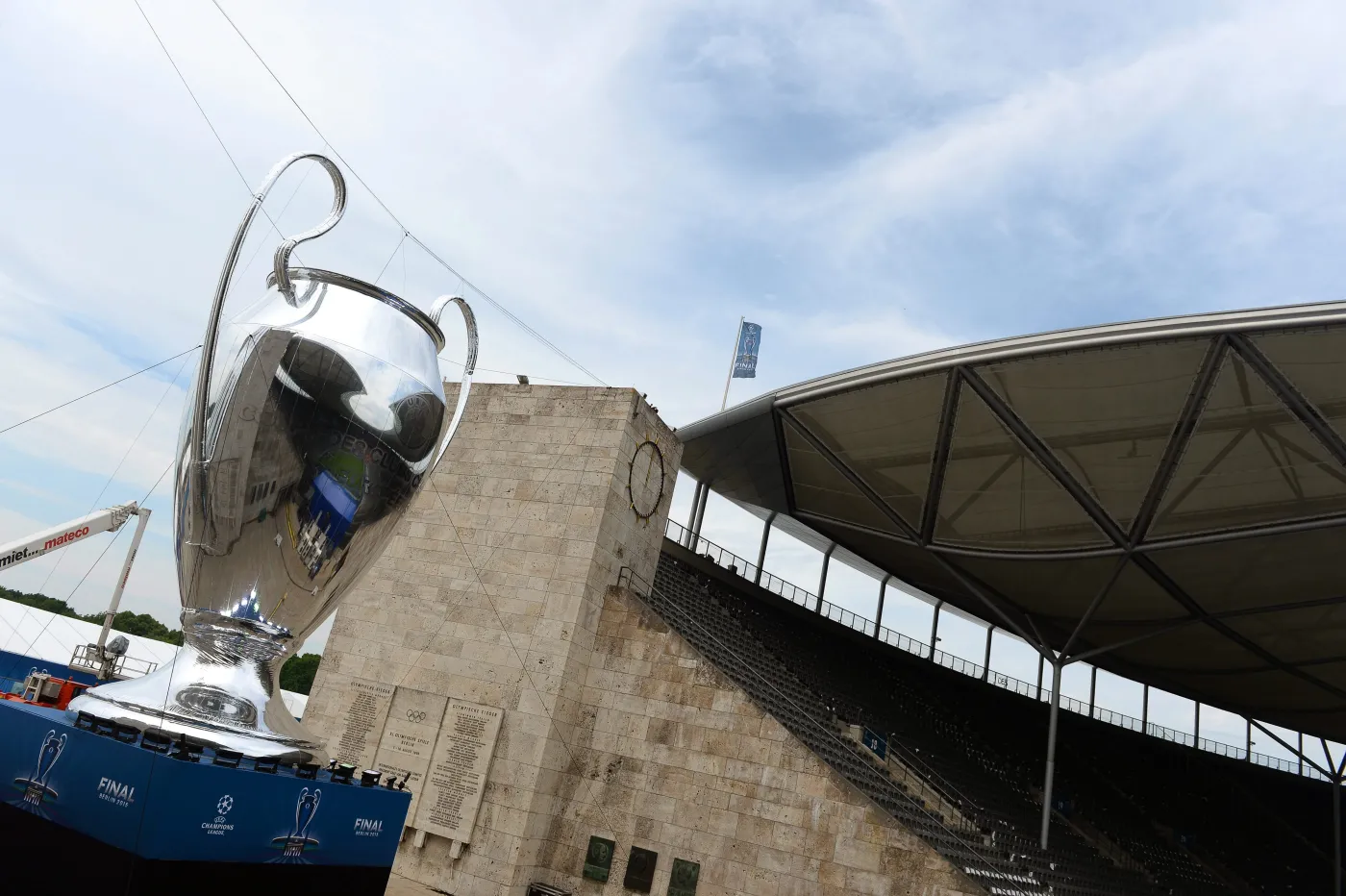7846282-barcelona-juventus.jpg