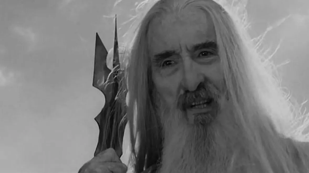 Sir Christopher Lee nie żyje. Pożegnanie wielkiego Sarumana [ZDJĘCIA]