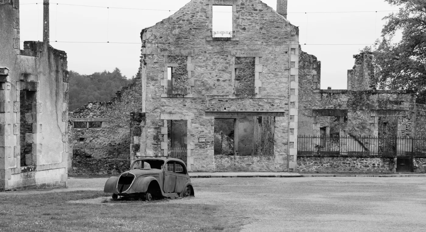 7868854-oradour-sur-glane.jpg