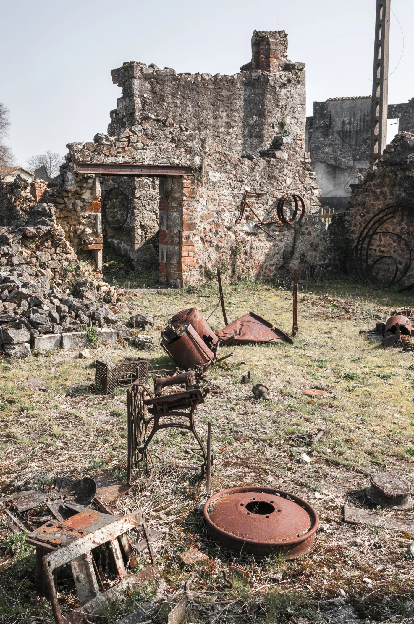 7869094-oradour-sur-glane.jpg