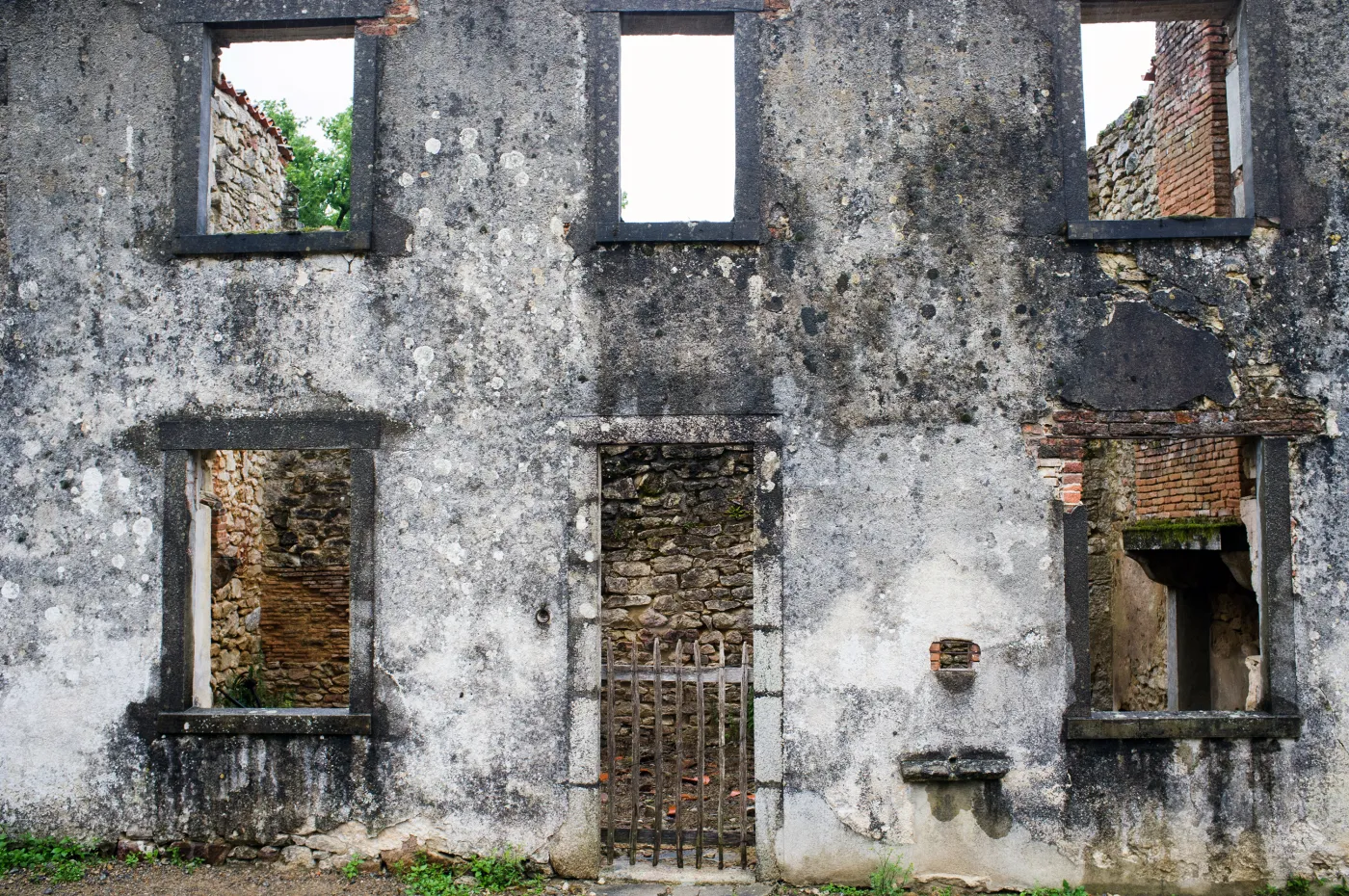 7869244-oradour-sur-glane.jpg