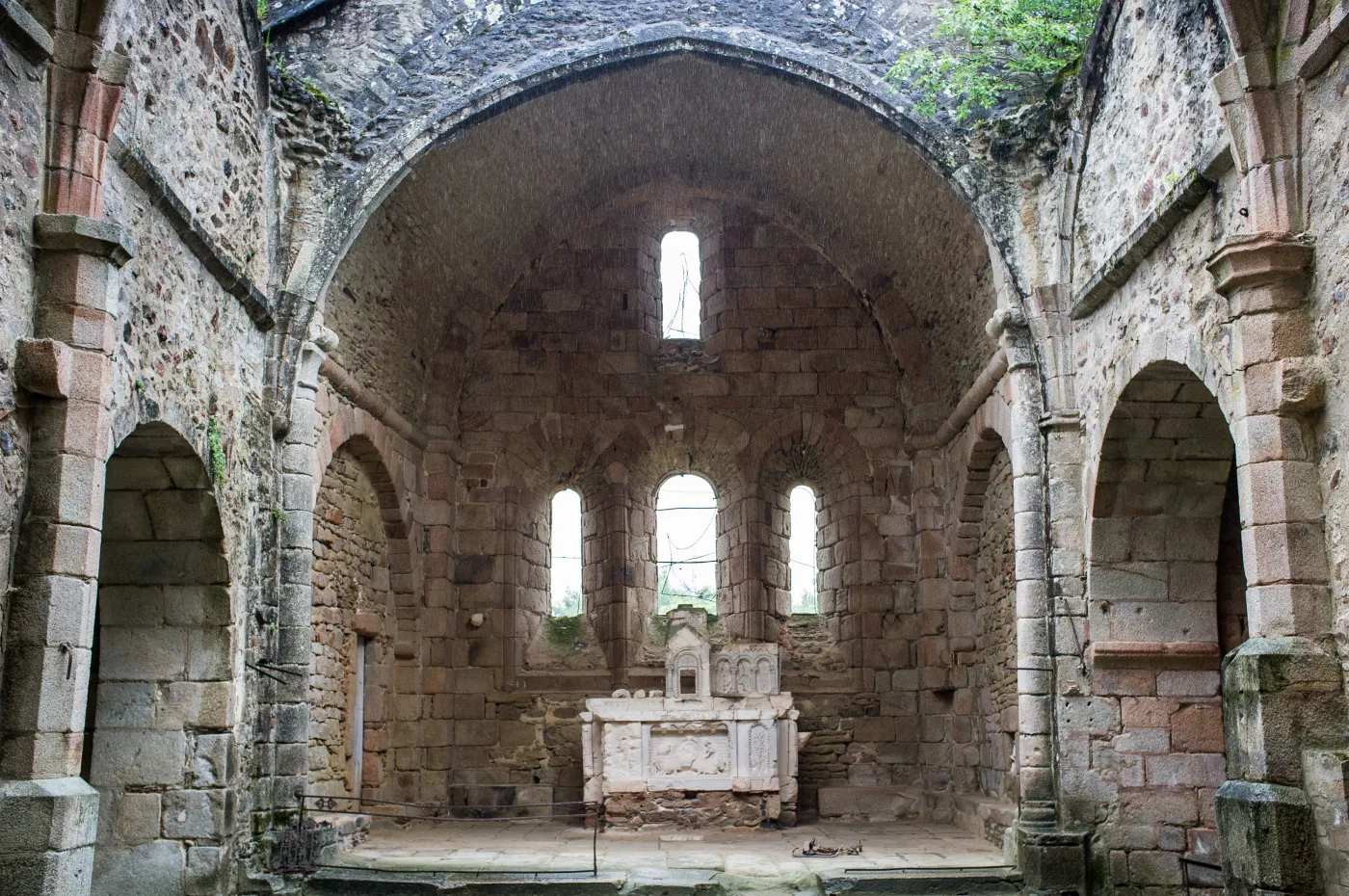 7869274-oradour-sur-glane.jpg