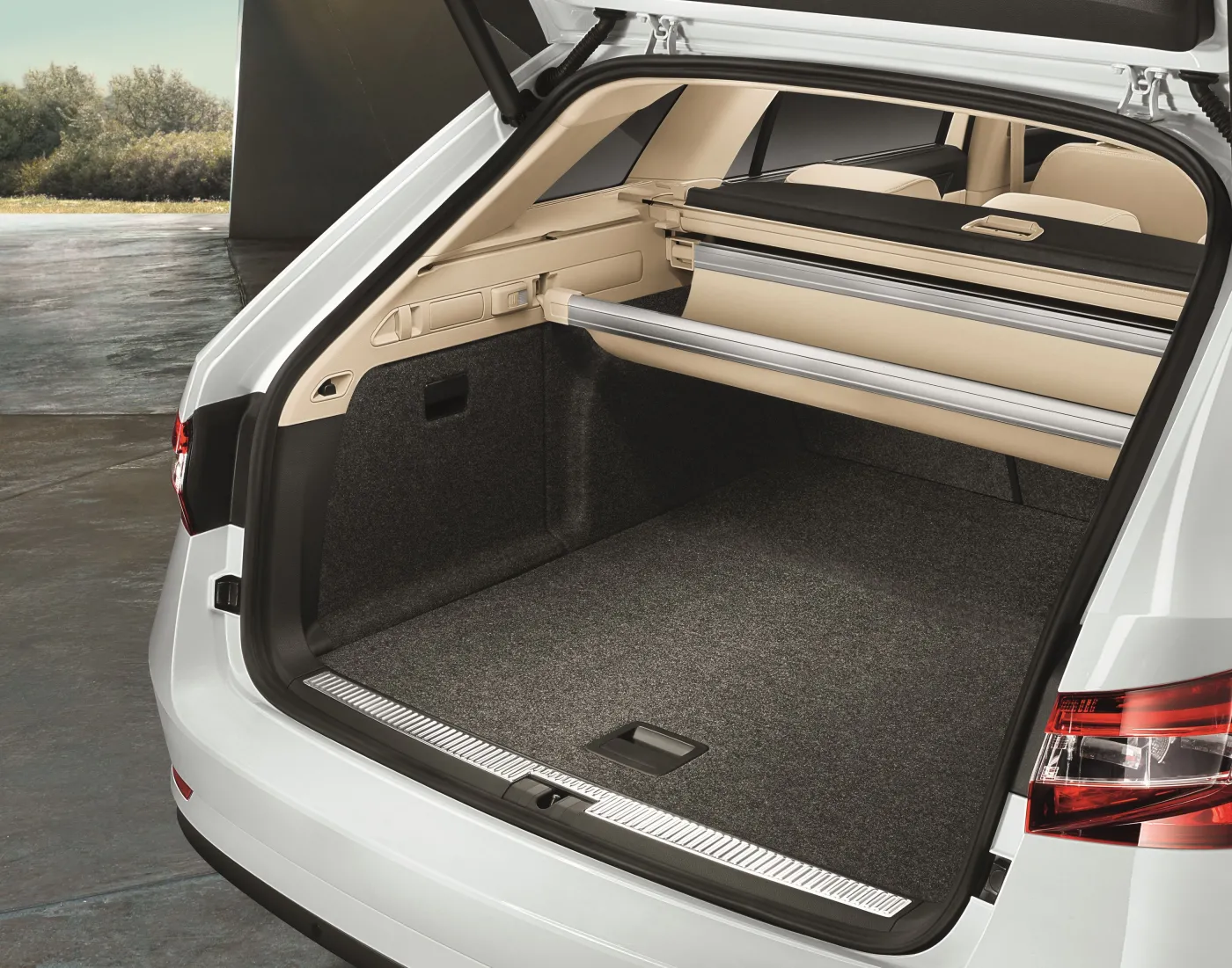 7886364-skoda-superb-kombi.jpg